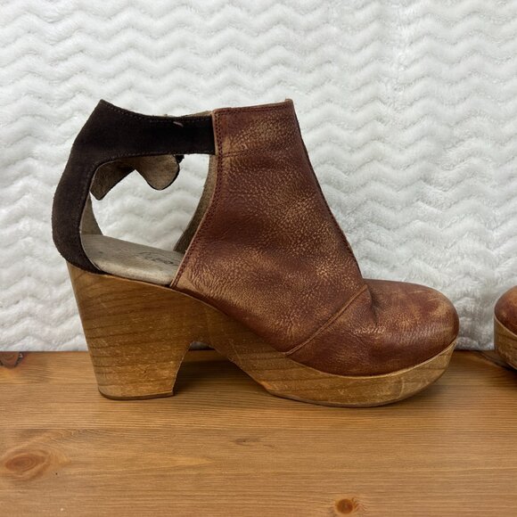 Free People Amber Orchard Heel Platform Clog Two Tone Brown Leather Sz 8.5 EU39 - Picture 8 of 12